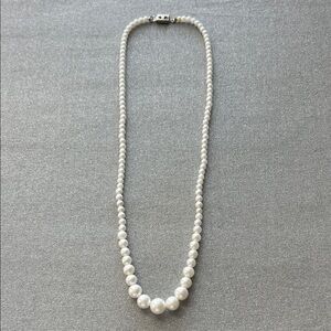 Classic Elegant White Faux Pearl Strand Necklace - Women Jewelry Size 8.5”